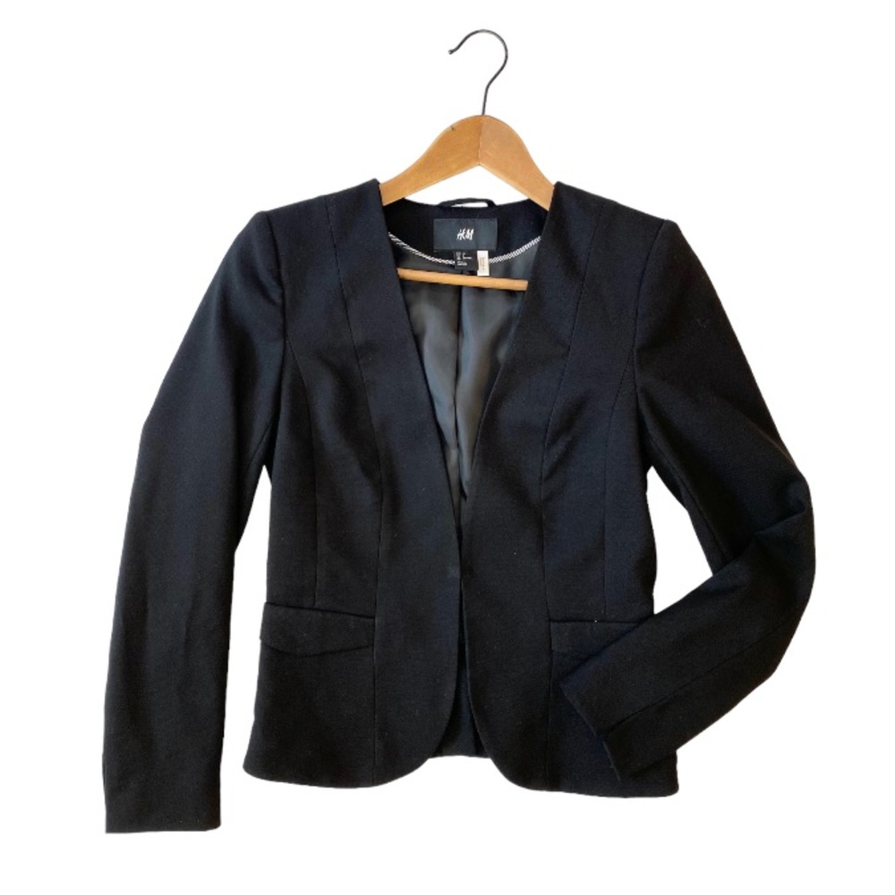 H&M Cropped Black Blazer